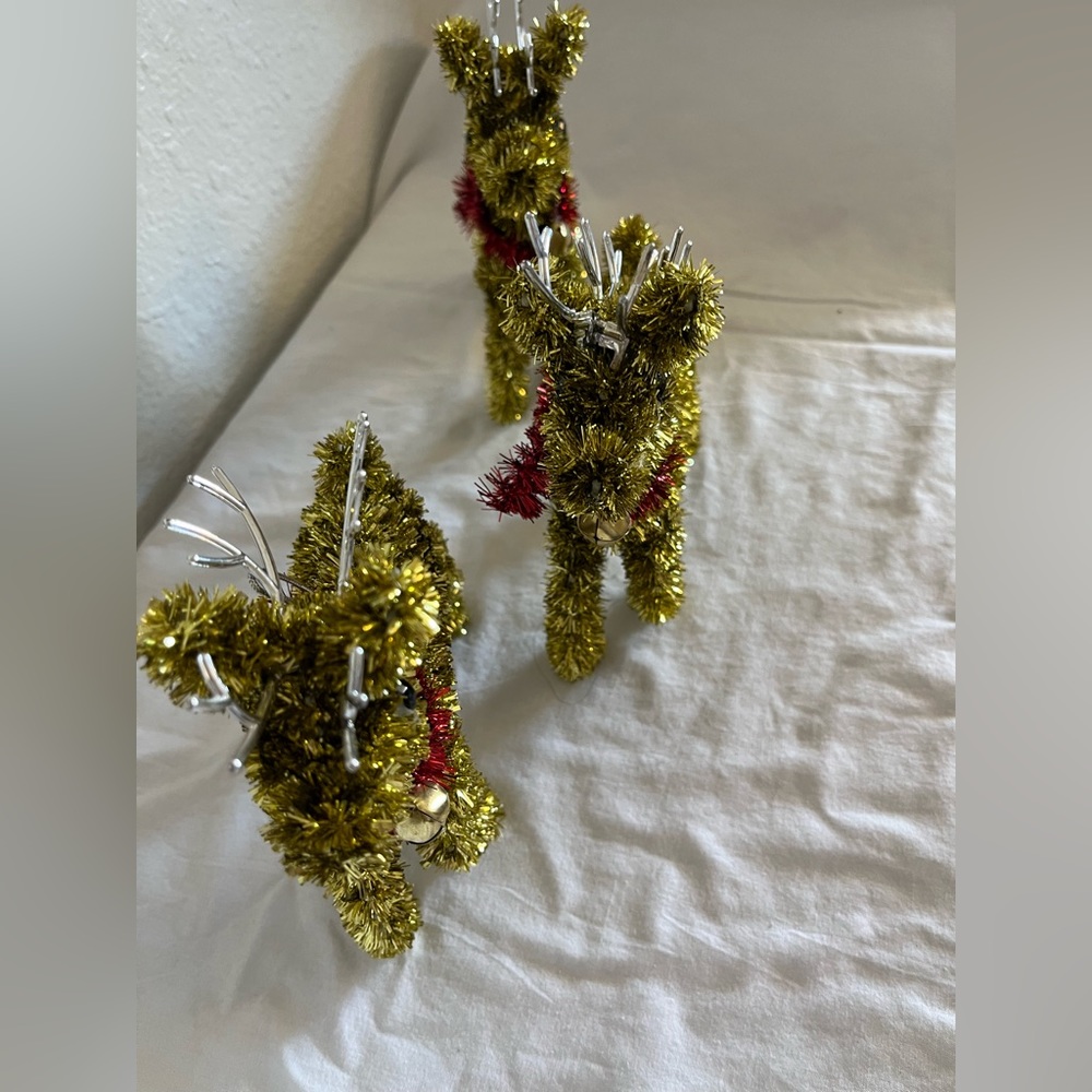 3 Reindeers